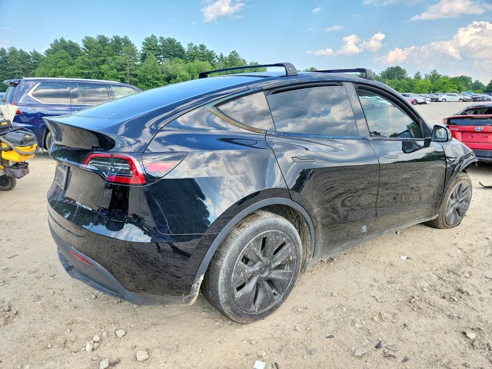 2024 TESLA MODEL Y 3