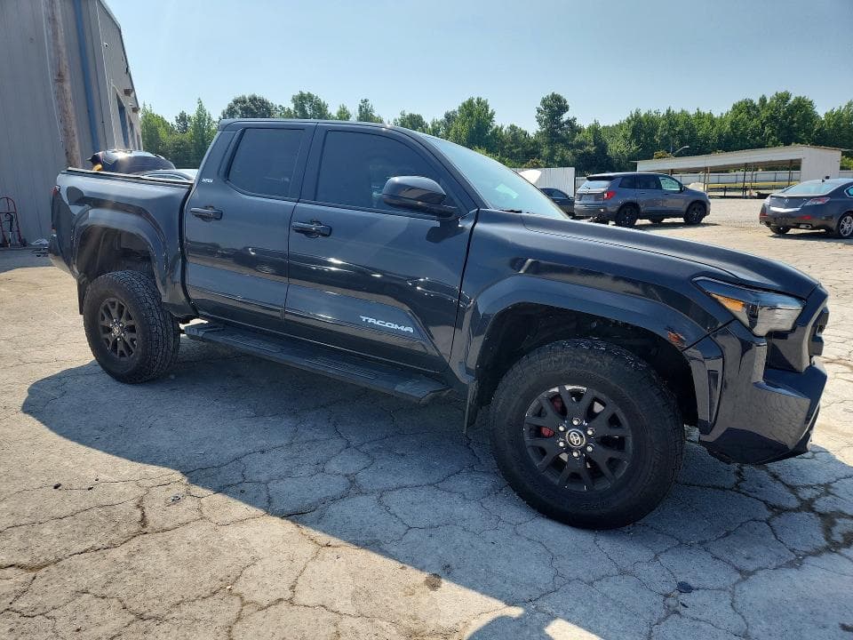 2024 TOYOTA TACOMA 4