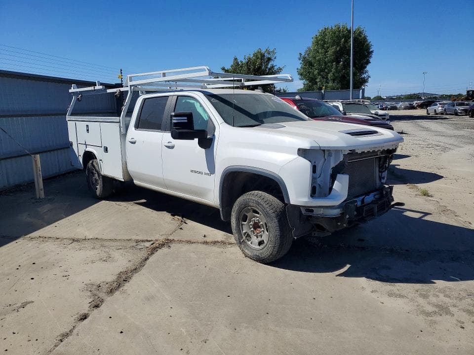 2023 CHEVROLET SILVERADO C1500 HEAVY DUTY 4