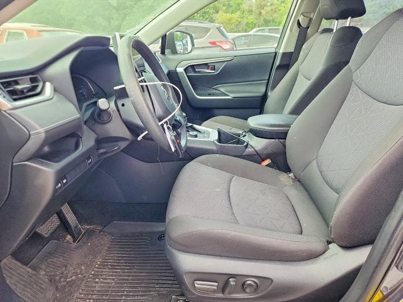 2023 TOYOTA RAV4 HYBRID XLE 7