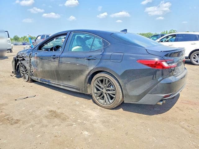 2025 TOYOTA CAMRY SE 2
