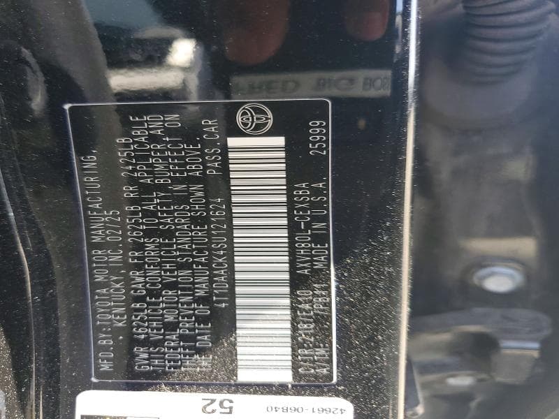 2025 TOYOTA CAMRY SE 12