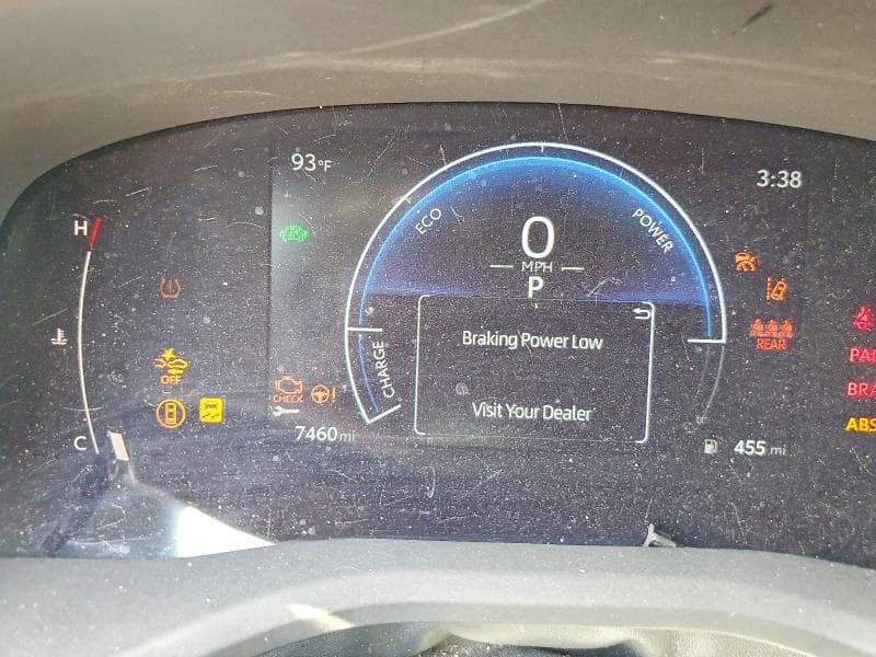 2025 TOYOTA CAMRY SE 9