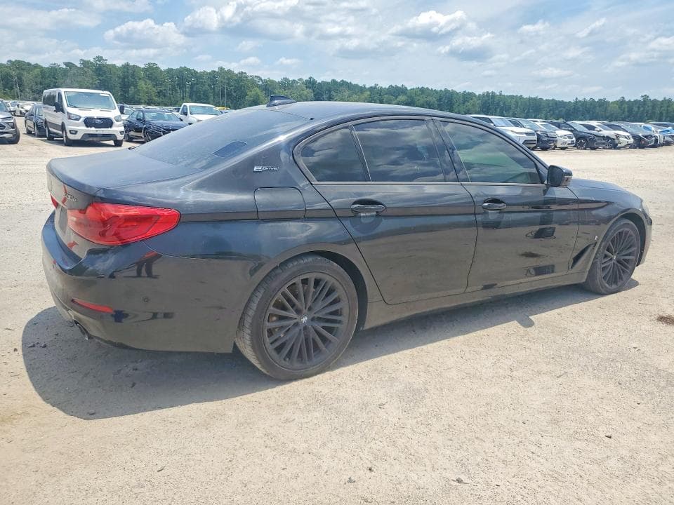 2018 BMW 530E 3