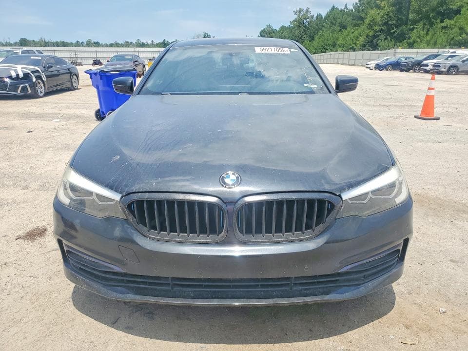 2018 BMW 530E 5