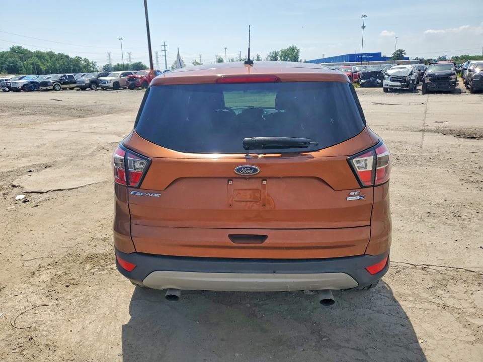 2017 FORD ESCAPE SE SE 6