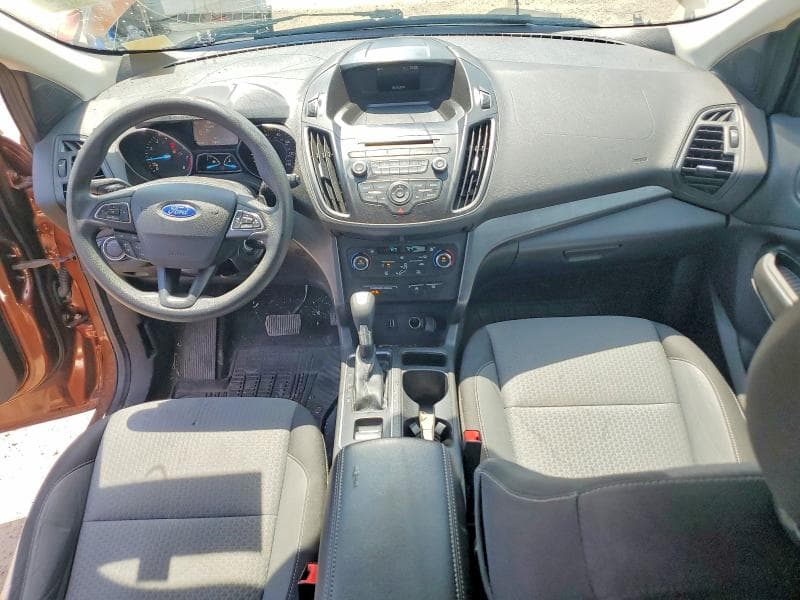 2017 FORD ESCAPE SE SE 8