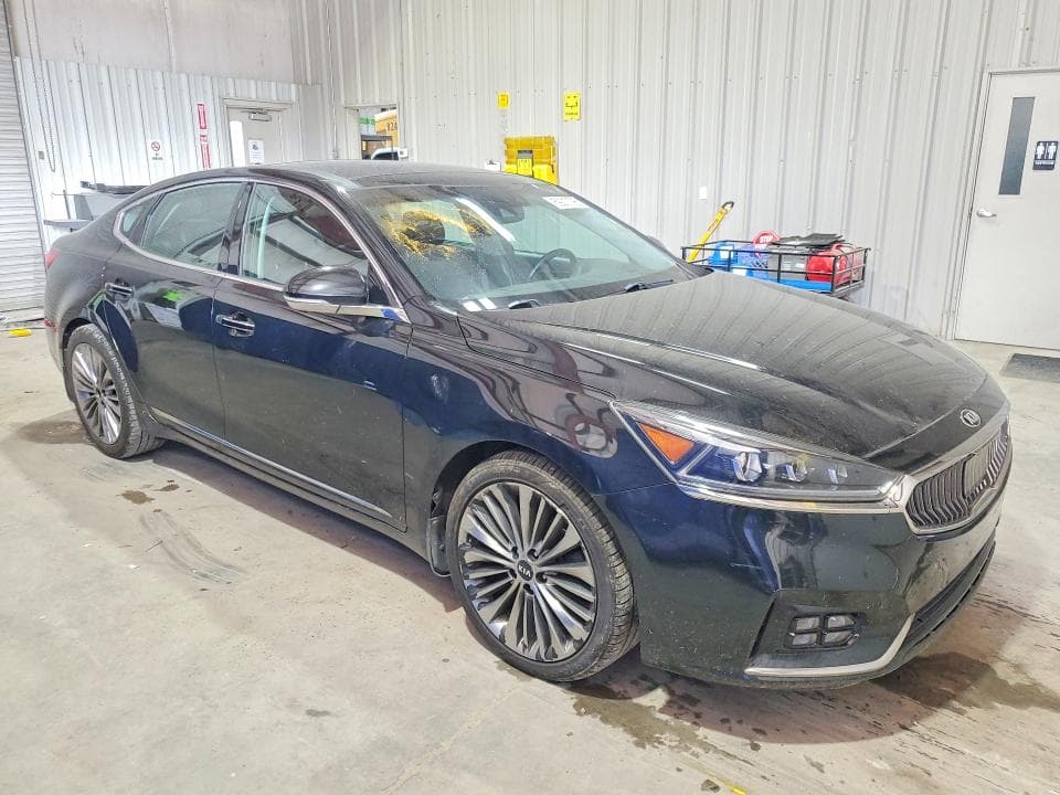 2018 KIA CADENZA LIMITED LIMITED 4