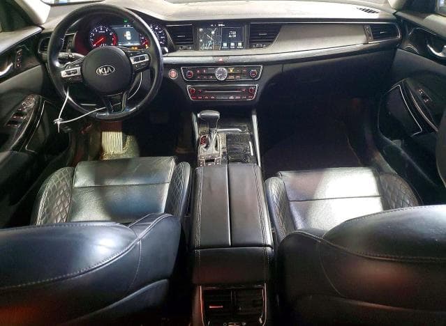 2018 KIA CADENZA LIMITED LIMITED 8