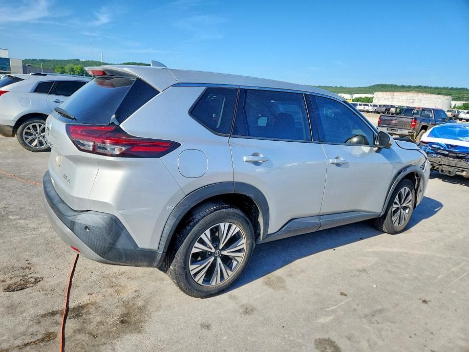 2021 NISSAN ROGUE SV 3