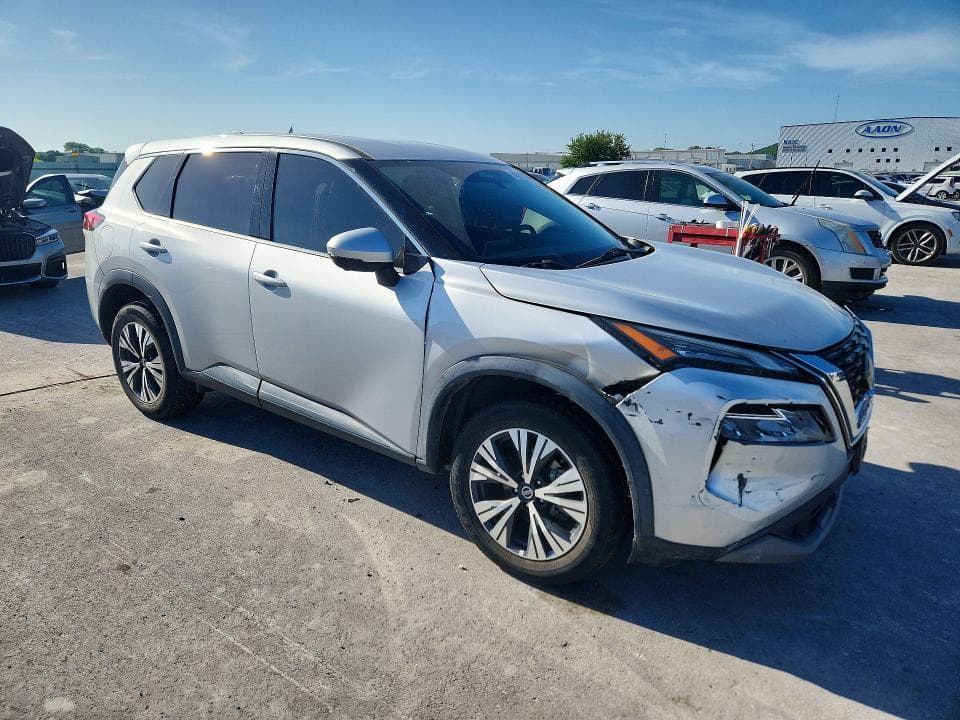2021 NISSAN ROGUE SV 4