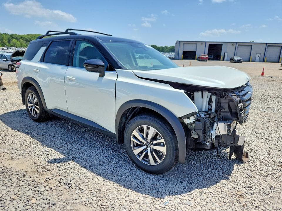 2023 NISSAN PATHFINDER SL 4