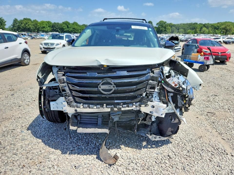 2023 NISSAN PATHFINDER SL 5