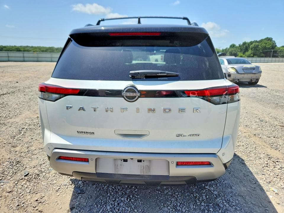 2023 NISSAN PATHFINDER SL 6