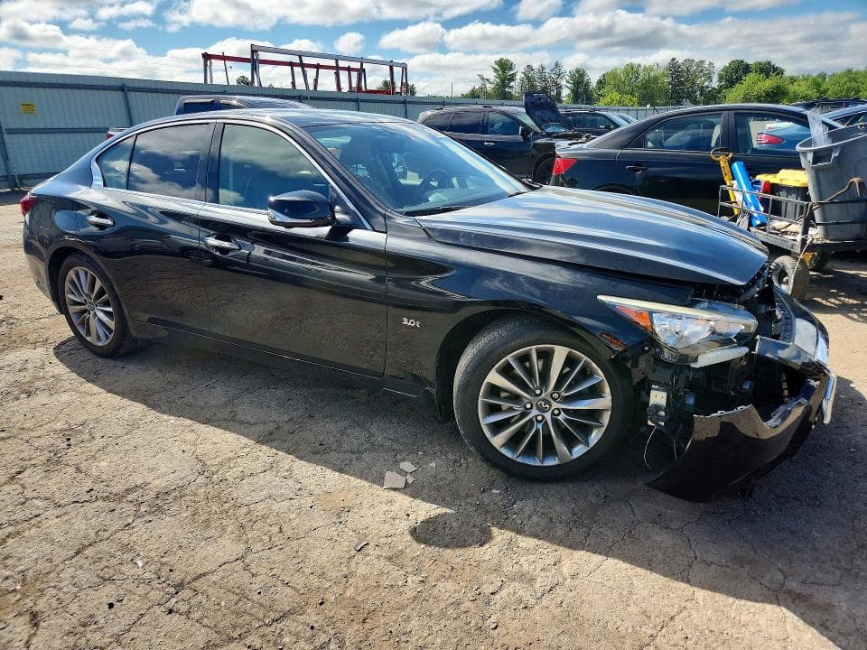 2018 INFINITI Q50 3.0T LUXE 4
