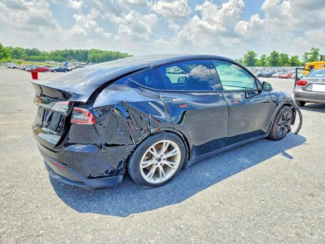 2022 TESLA MODEL Y 3