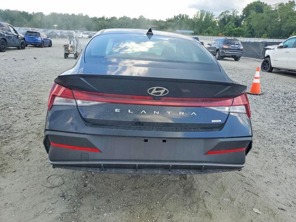 2025 HYUNDAI ELANTRA HYBRID SEL SPORT 6