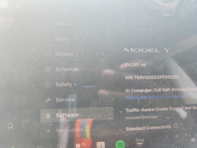 2023 TESLA MODEL Y 9
