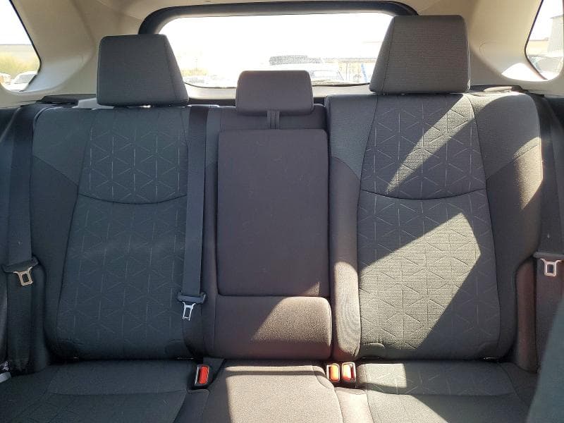 2025 TOYOTA RAV4 XLE XLE 10