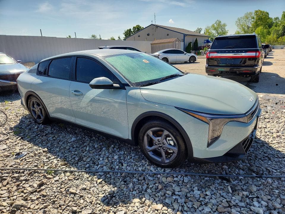 2026 KIA K4 LXS 4