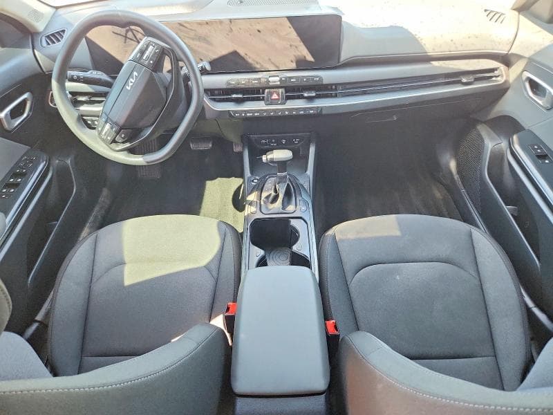 2026 KIA K4 LXS 8