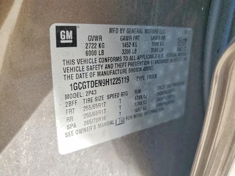 2017 CHEVROLET COLORADO Z71 12
