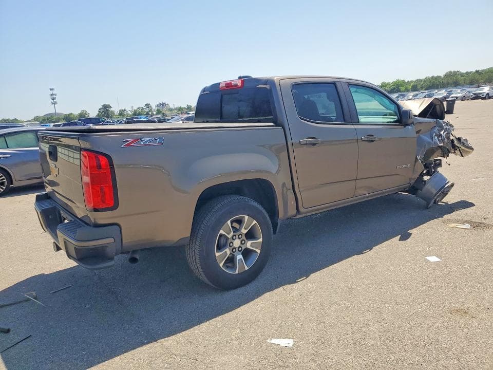 2017 CHEVROLET COLORADO Z71 3