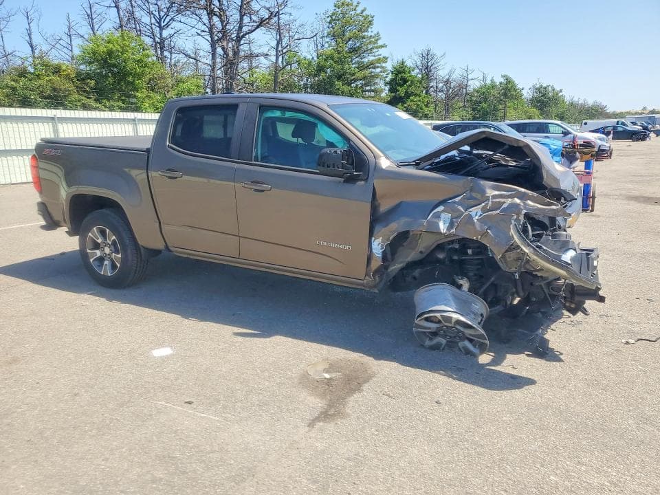 2017 CHEVROLET COLORADO Z71 4
