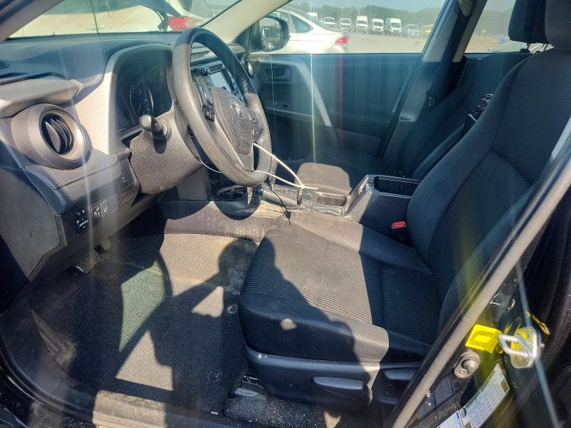 2017 TOYOTA RAV4 LE LE 7