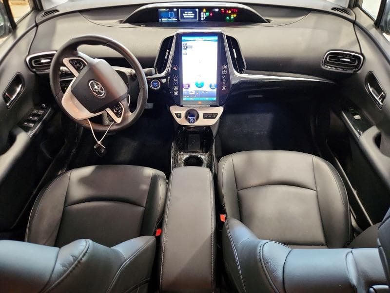 2017 TOYOTA PRIUS PRIME ADVANCED 8