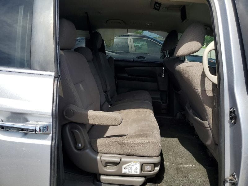 2016 HONDA ODYSSEY SE 11