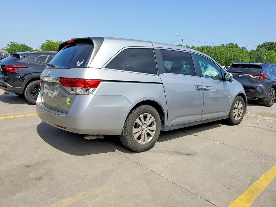 2016 HONDA ODYSSEY SE 3