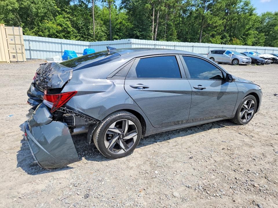 2023 HYUNDAI ELANTRA SEL 3