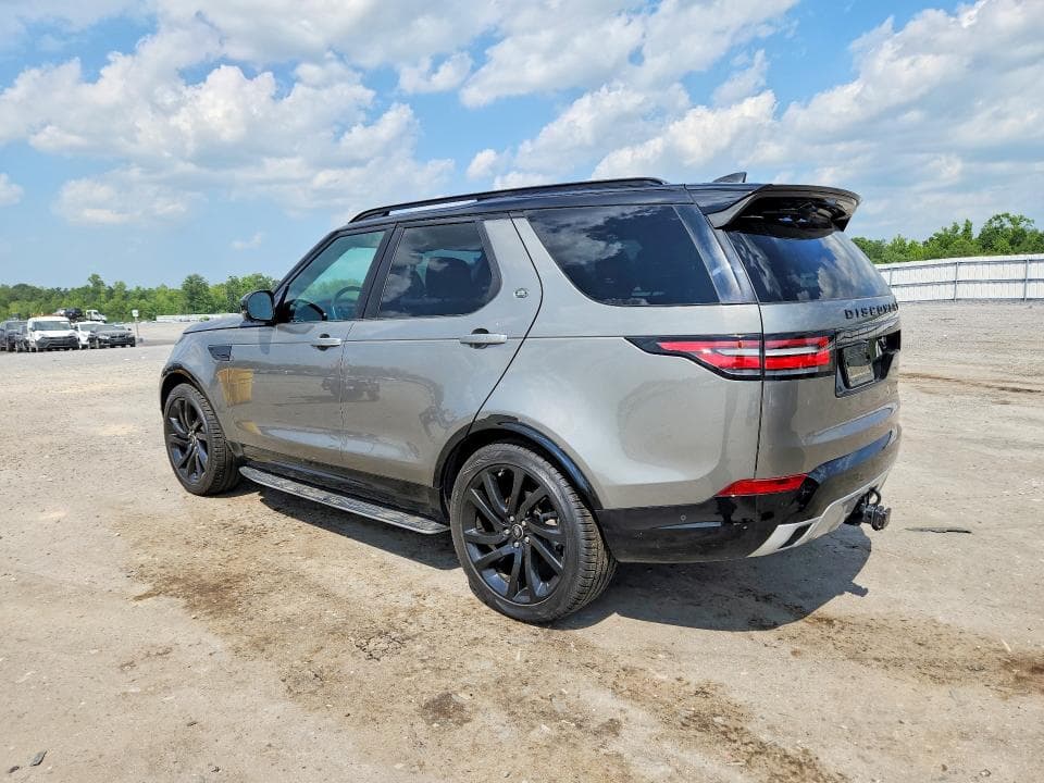 2020 LAND ROVER DISCOVERY HSE LUXURY 2