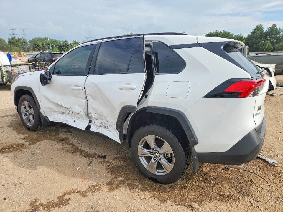 2025 TOYOTA RAV4 XLE XLE 2