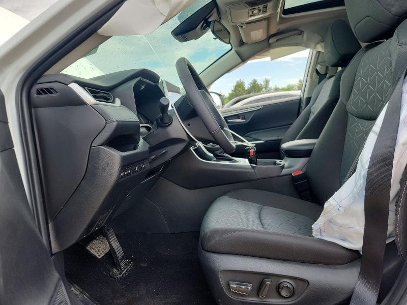 2025 TOYOTA RAV4 XLE XLE 7