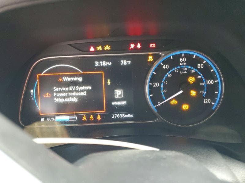 2023 NISSAN LEAF S 9