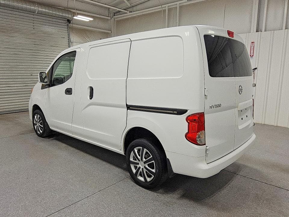 2017 NISSAN NV200 SV 2