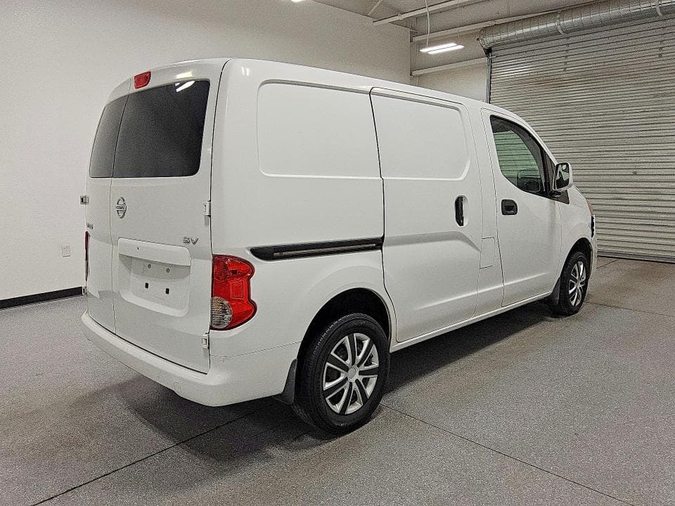 2017 NISSAN NV200 SV 3
