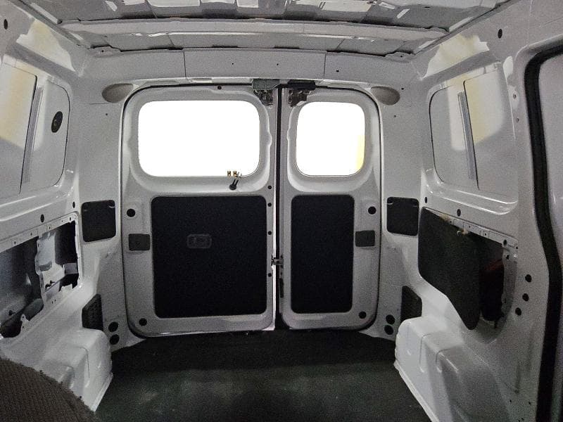 2017 NISSAN NV200 SV 10