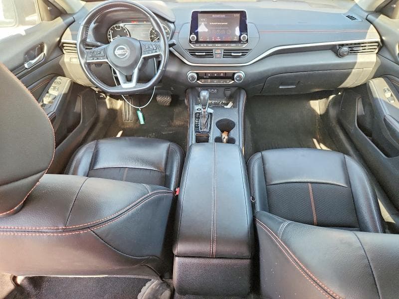 2022 NISSAN ALTIMA SR 8