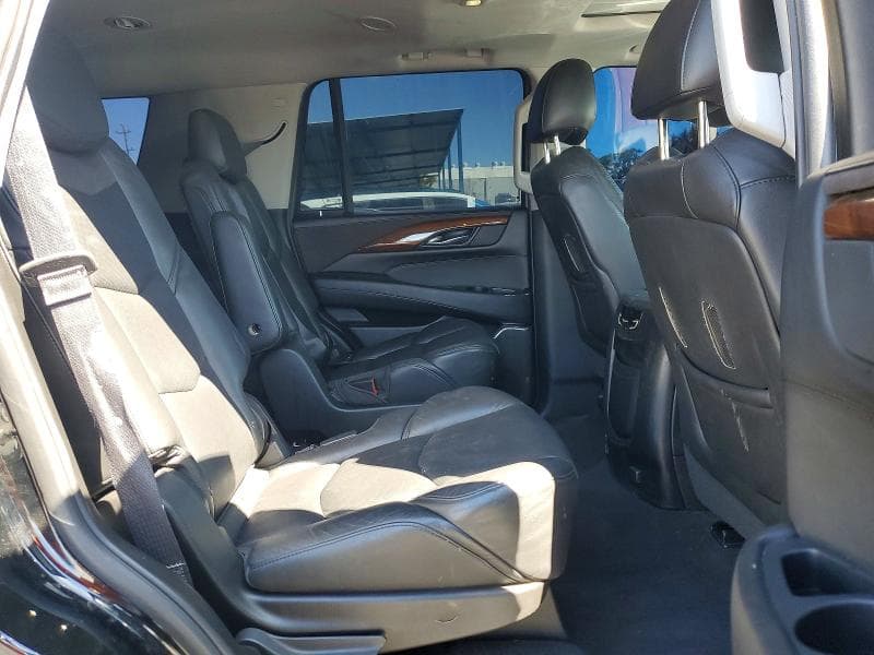 2018 CADILLAC ESCALADE LUXURY 11