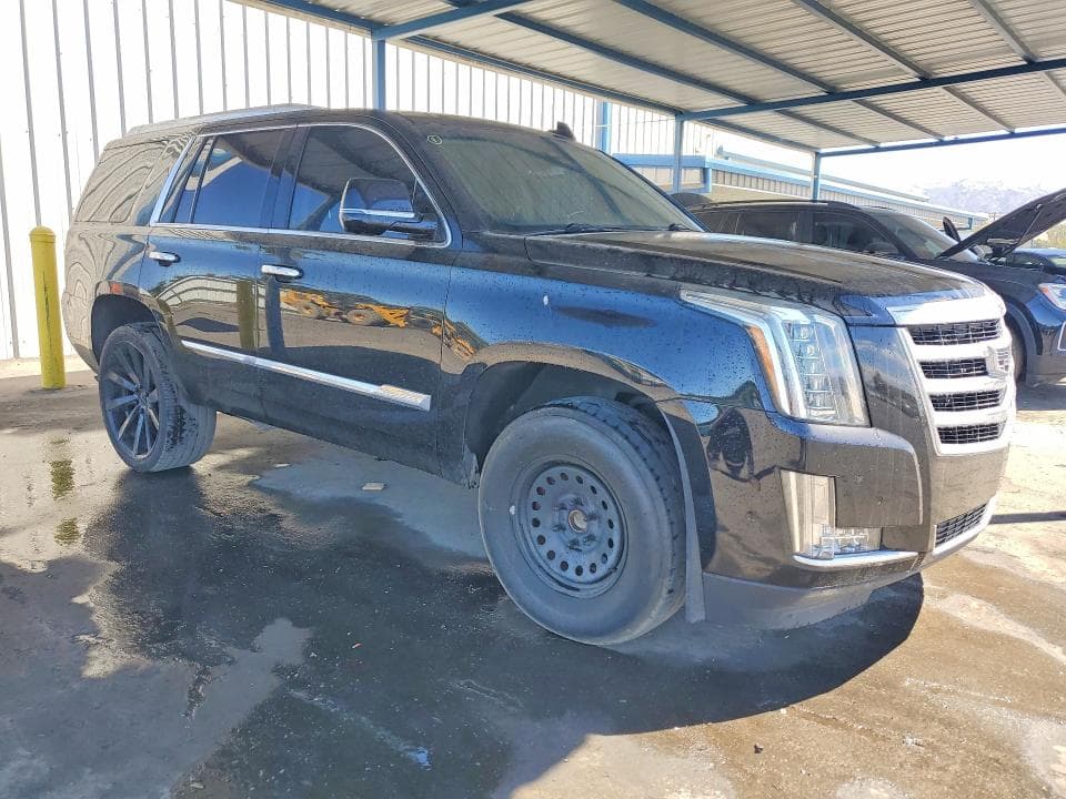 2018 CADILLAC ESCALADE LUXURY 4