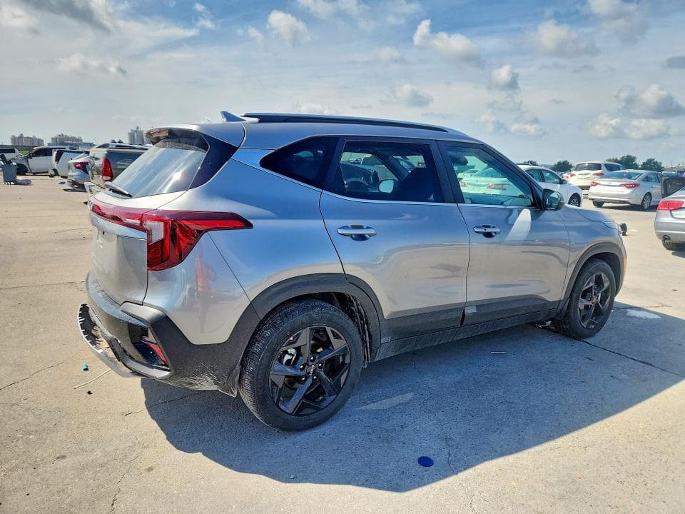 2026 KIA SELTOS EX 3