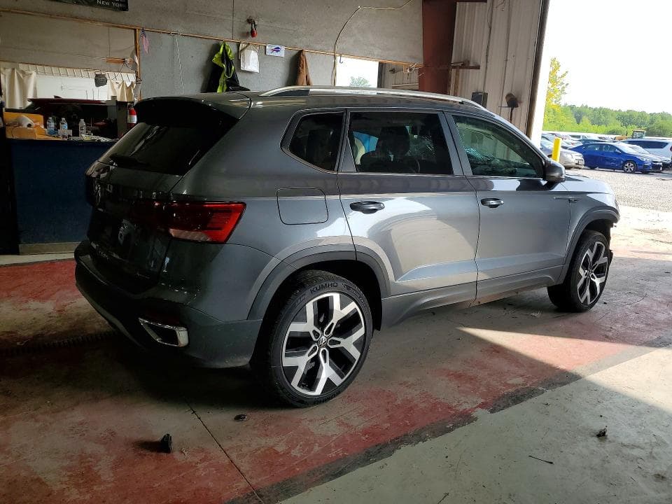 2022 VOLKSWAGEN TAOS SEL 3