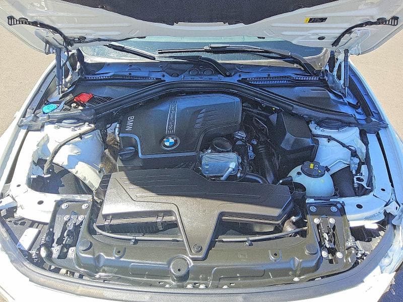 2018 BMW 320 XI 11