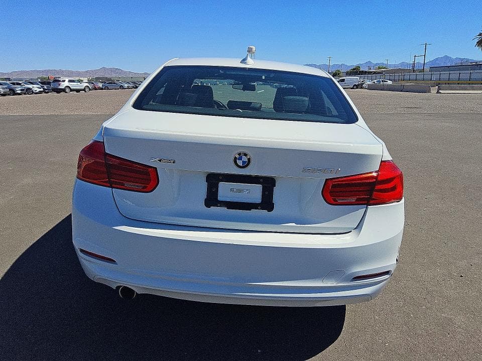 2018 BMW 320 XI 6