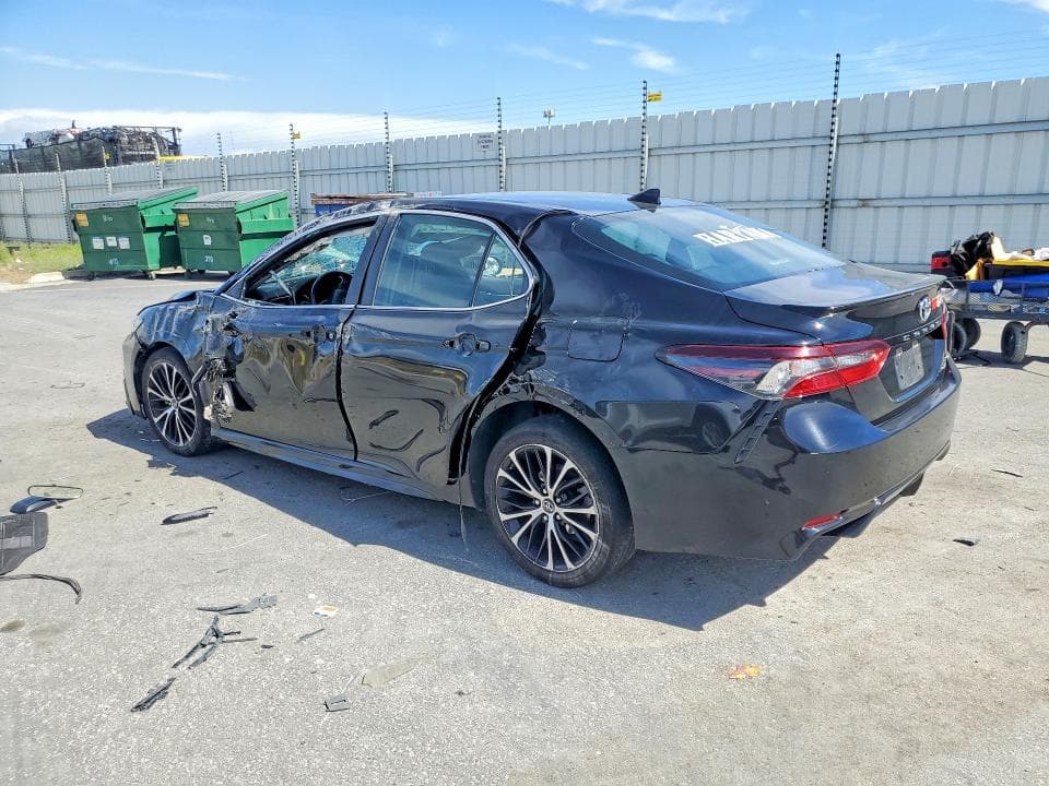 2022 TOYOTA CAMRY SE SE 2