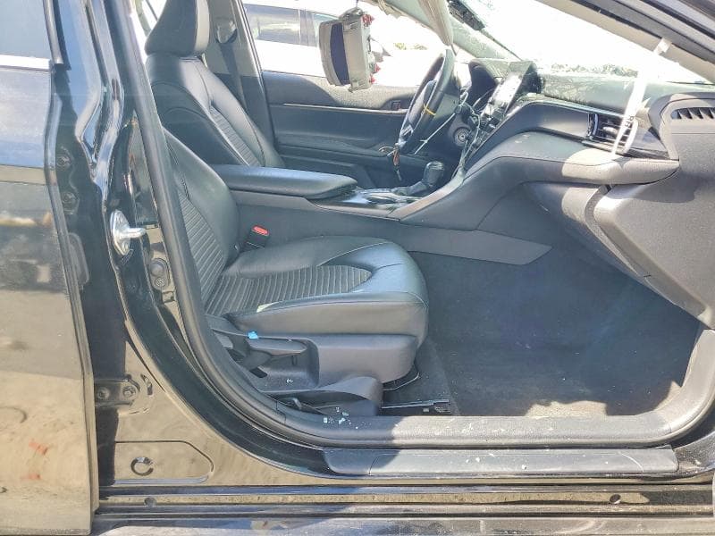 2022 TOYOTA CAMRY SE SE 7