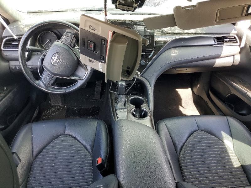 2022 TOYOTA CAMRY SE SE 8